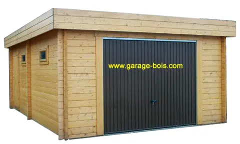 Garage en madriers toit plat, porte sombre
