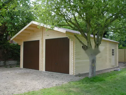 Garage double 6 m de large